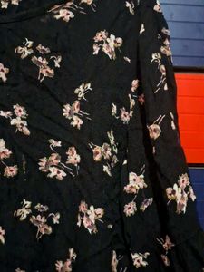 Cute Floral Top From Trends