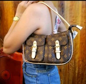 Louis Vuitton Premium Handbag