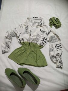 COMBO OLIVE CROP TOPAND BELT WITH OLIV SHOES