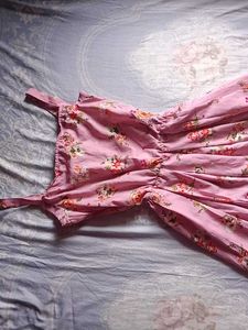 Floral Pink Dress🌷💓🤍