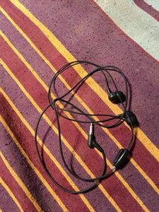 Best Earphone Deep Base