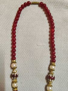 Elegant Beaded Necklace 💫