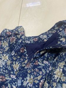 🌸 Effortlessly Elegant Floral Frock 🌸