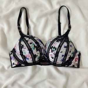 Victoria Secret Plunge Push Up Bra