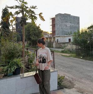 H&amp;M Oversized Tee