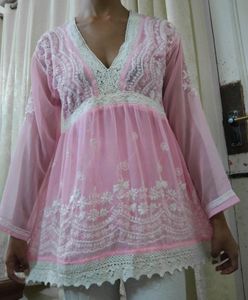 NOOR CHIKANKARI Short Pink Chikankari Kurti