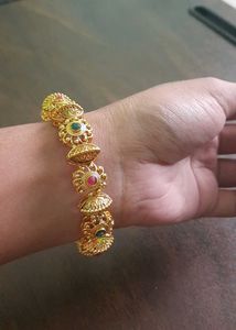 Set Of Bangles