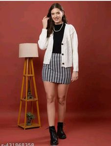 Stylish White Cable Knit Cardigan - Like New