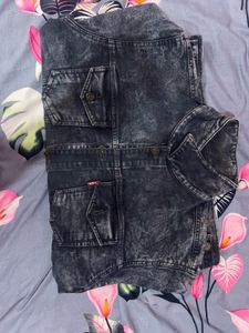 Levi&#39;s Denim Jacket