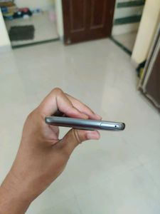 Moto G5 Plus 4/32 (With Bad SCREEN)