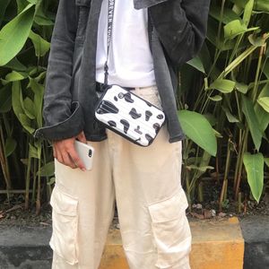 🚨offer(price dropped)🚨aesthetic sling bag (side bag, tote bag)