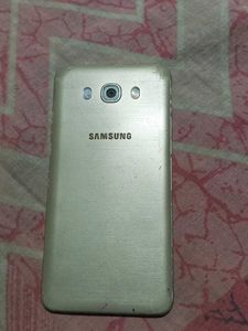 Samsung Galaxy On8