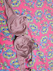 padded underwired bra