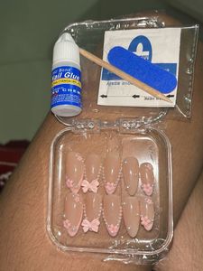 Pink Bow Press-On Nails