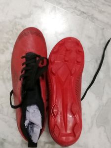 Nivia Football Shoes Carbonite Pro Size -4