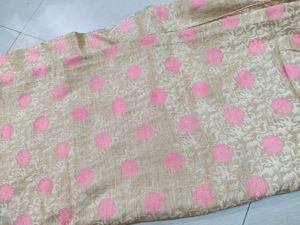 Cream &amp; Pink Colored Saree