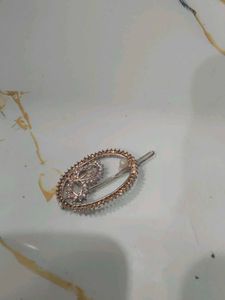 Sparkly Oval Hair Clip