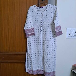 Rangriti White Printed Kurti