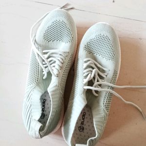 Zudio Sports Shoes