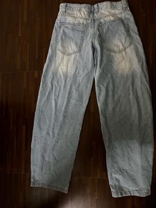baggy barrel jeans from bershka