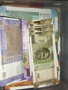 FAKE CURRENCIES FOR CHILDREN PLAYING