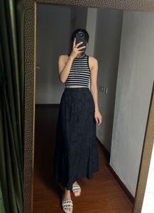 NEW LOOK Schiffli Black Maxi Skirt