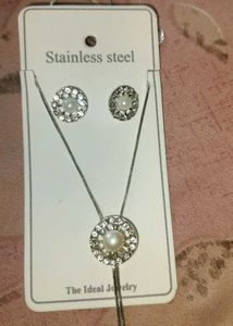 Simple Silver Necklace And Earring Set For Girls.
