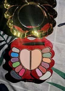 Makeup Kit