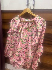 Zara Floral Ruffle Top
