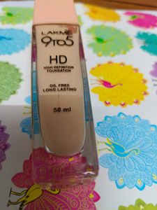Lakme 9to5 HD Foundation