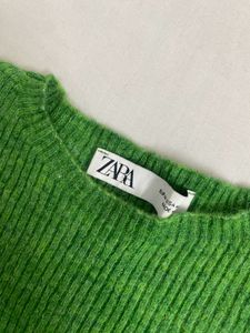 Zara Green Knit Top bust 34-36