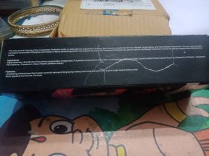Huda Beauty The Matte Fixer
