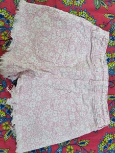 Floral Frayed Hem Shorts 4-5 year