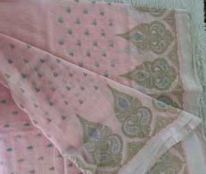 Pink Embellished Saree With Blouse (Women&#39;s)
