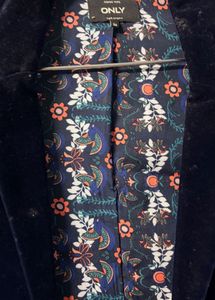 Stylish Navy Blue Velvet Blazer