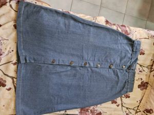 Vintage-Style Denim Midi Skirt