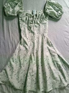 Women Floral Print dress Size Fit Xs - S