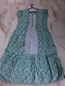 Lux Green Kurtha