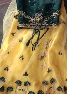 girls lehenga