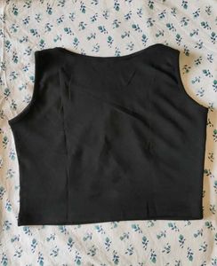 Crop Top 🖤🤍