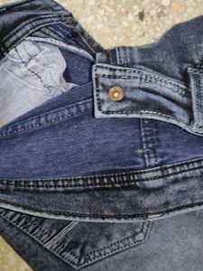Stylish Dark Wash Jeans