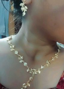 Elegant Gold-Plated Necklace Set