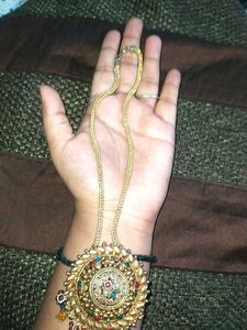 A Round Unique Necklace