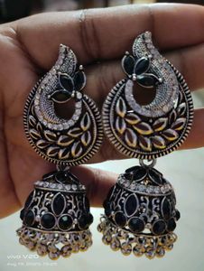 [Combo] 2 Beautiful 😍 Silver Earring 😍🎉🎊