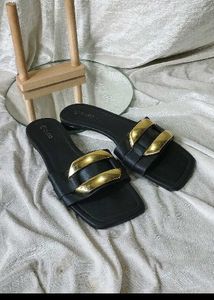 Zudio Flats