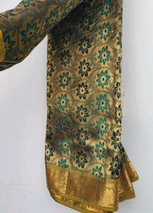 SILK SAREE 🥻 ✨️ INA BEAUTIFUL 😍 CONDITION