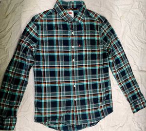 🌟 Original Levi's Plaid Flannel Shirt