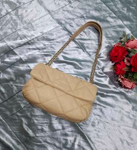 H&M Elegant Quilted Handbag
