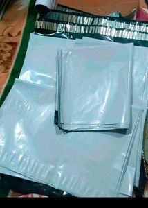 9 BRAND NEW  PACKING BAGS + 16 USED BAG= 25 Total