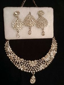Sparkling Rhinestone Choker Necklace